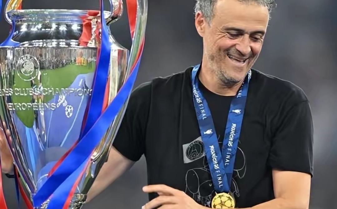 窗口期曼联备战法国杯，外线爆发细节曝光，悬念犹存，球队文化再被提及