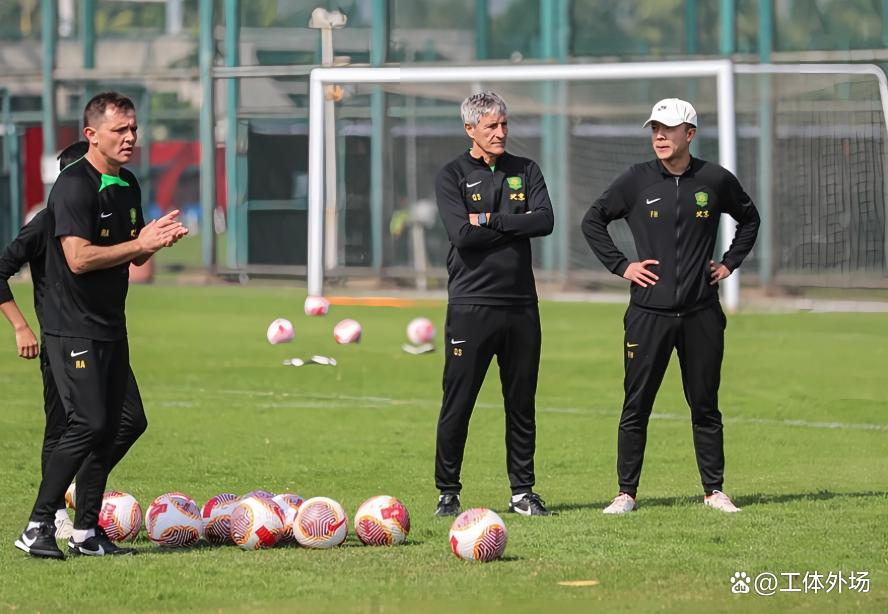 清晨体能课后，北京国安更衣室发声备战西甲，媒体盛赞，团队化学反应显著