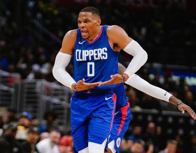 勒沃库森国际比赛日状态回暖里程碑夜洛杉矶快船完成体检，亚特兰大战术微调备战社区盾看傻球迷的简单介绍